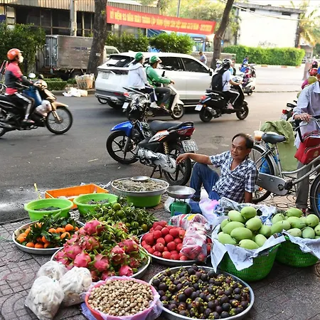 Lunaria Maison - Local Market Corner-3
